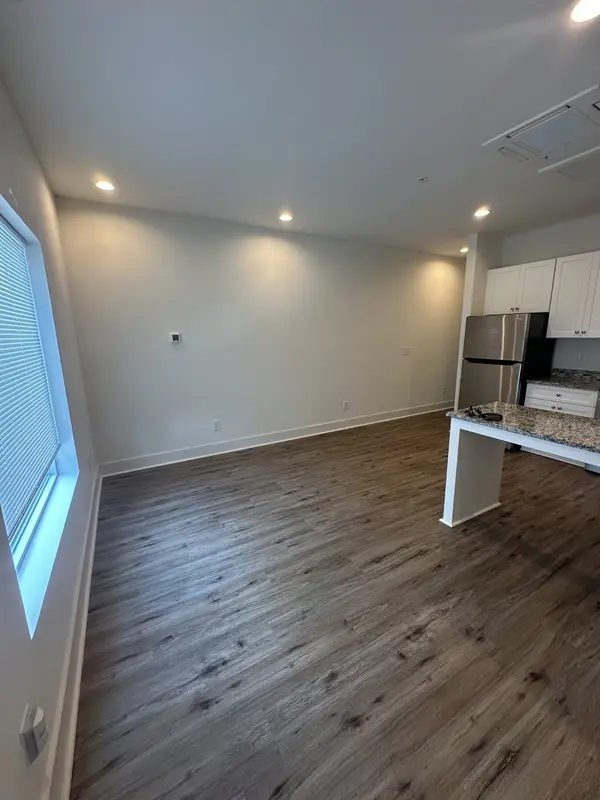 432 Murfreesboro Pike #307, Nashville, TN 37210