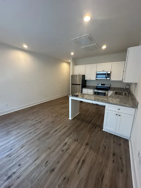 432 Murfreesboro Pike #307, Nashville, TN 37210