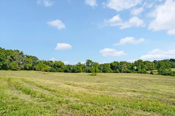 000 W Rosedale RD, Nixa, MO 65714
