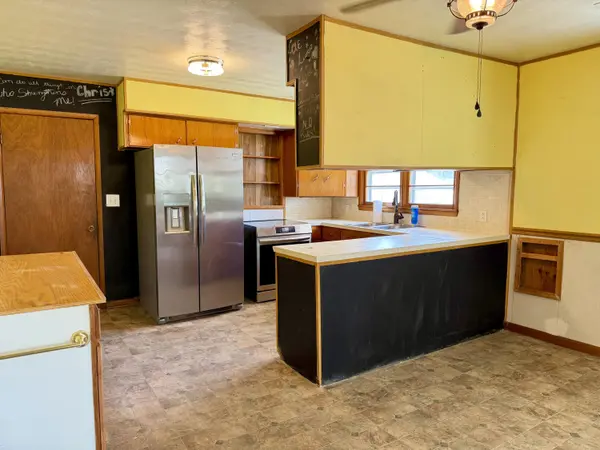 101 W Wood ST, Fair Play, MO 65649