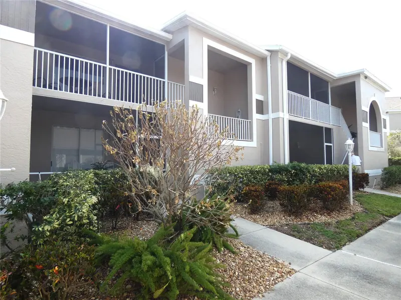 9641 CASTLE POINT DR #1225, Sarasota, FL 34238