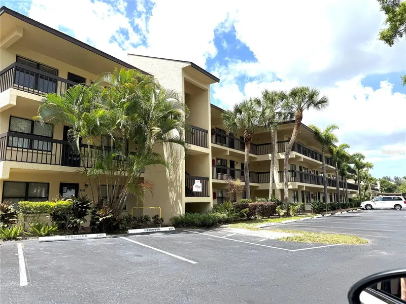 425 30TH AVE W #C204, Bradenton, FL 34205
