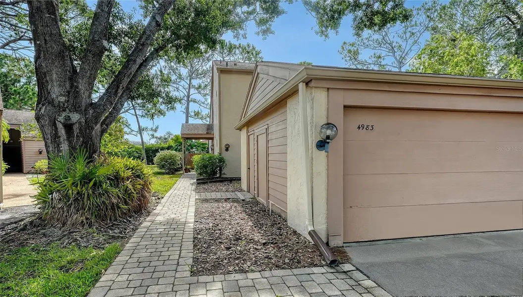 4983 GREENCROFT RD #181, Sarasota, FL 34235