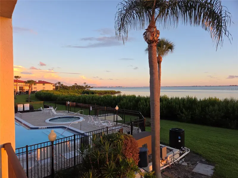 3440 WILD OAK BAY BLVD #127, Bradenton, FL 34210