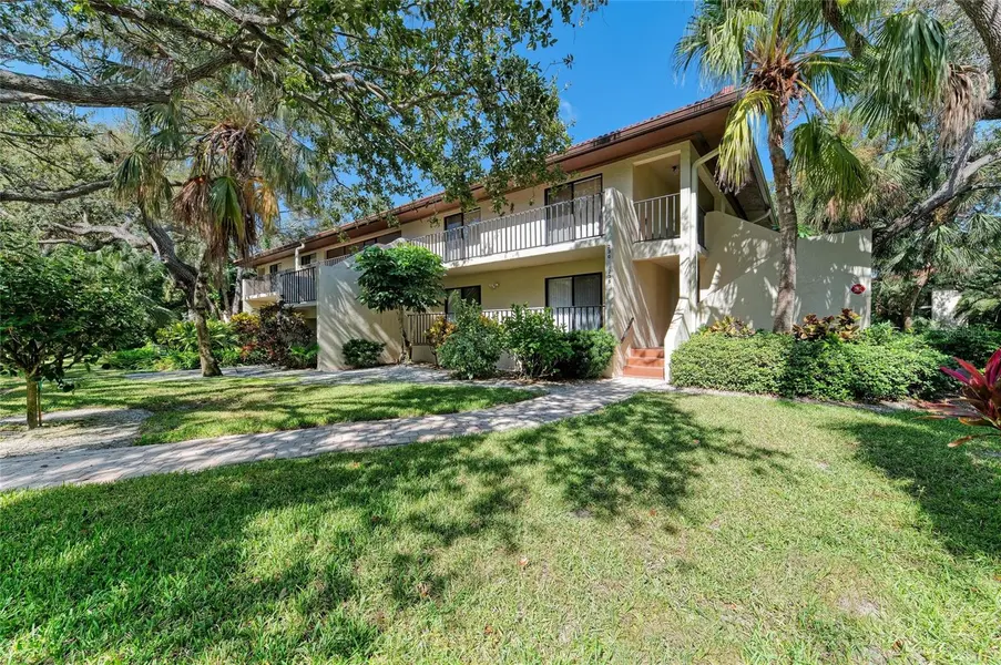 3902 MOURNING DOVE DR #235, Bradenton, FL 34210