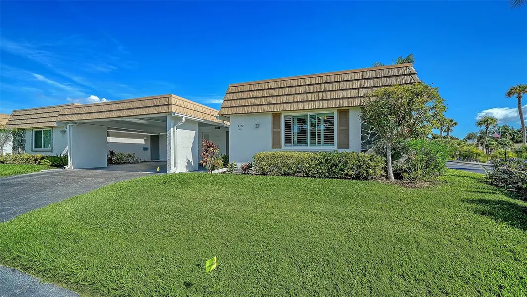 2657 RIVERBLUFF Pkwy #V122, Sarasota, FL 34231