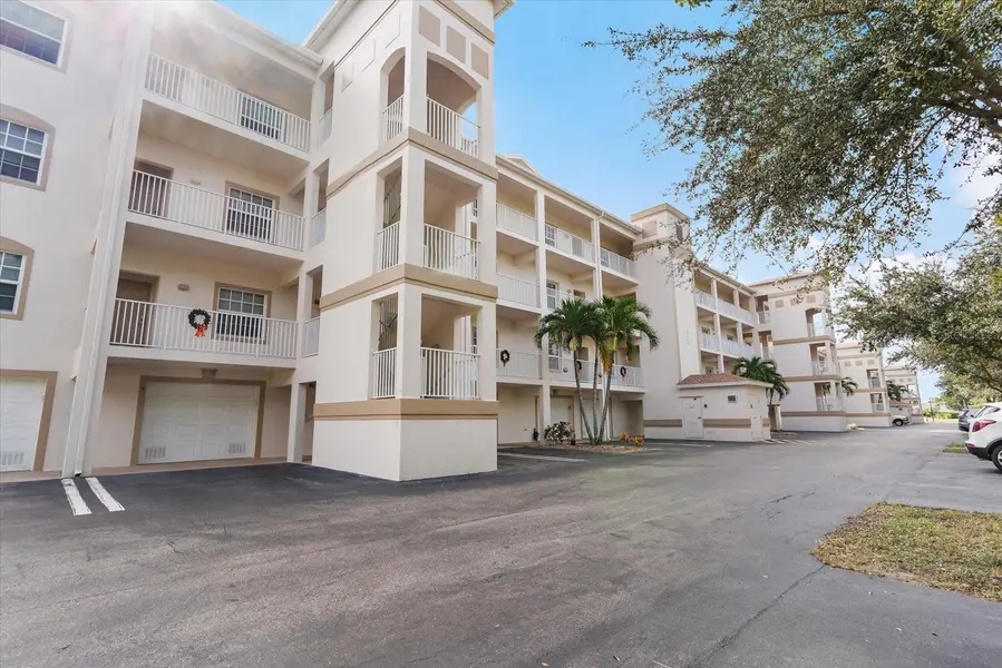 17110 TERRAVERDE CIR #2415, Fort Myers, FL 33908