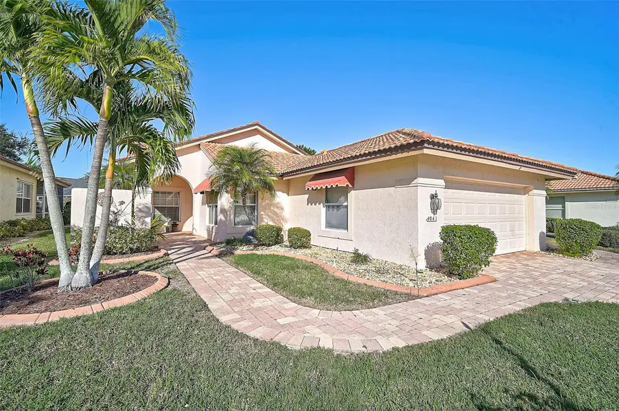 4041 MURFIELD DR E, Bradenton, FL 34203