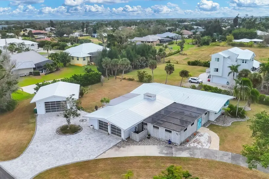 45 CAPE HAZE DR, Placida, FL 33946