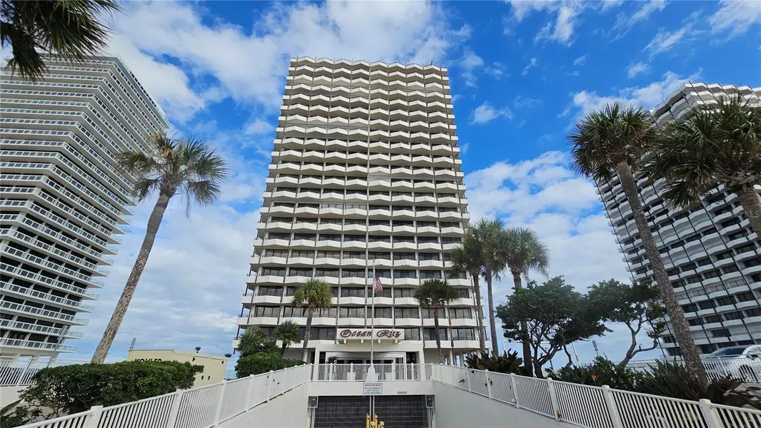 2900 N ATLANTIC AVE #305, Daytona Beach, FL 32118