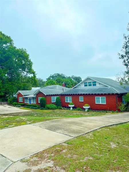 1200 W LAKE OTIS DR SE, Winter Haven, FL 33880
