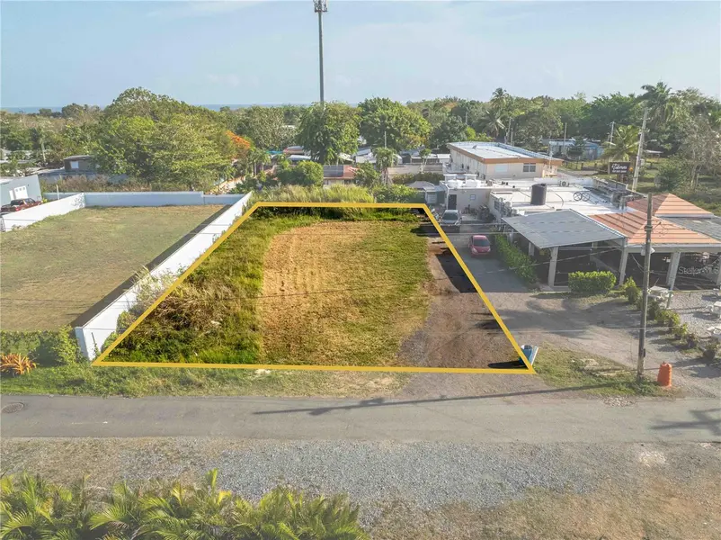 RD 686 KM 14.3, Vega Baja, PR 00693