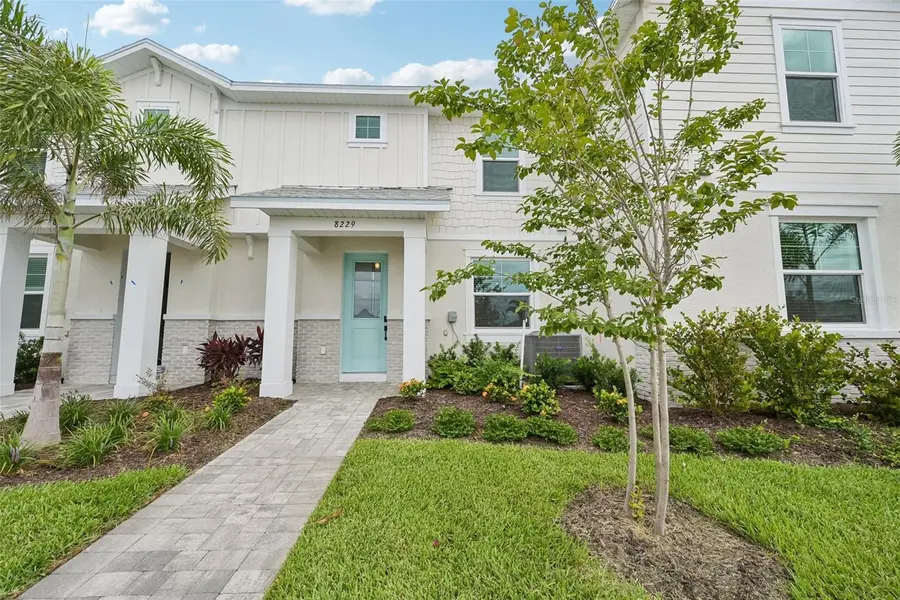 8229 SEAFLOWER Pkwy, Bradenton, FL 34210