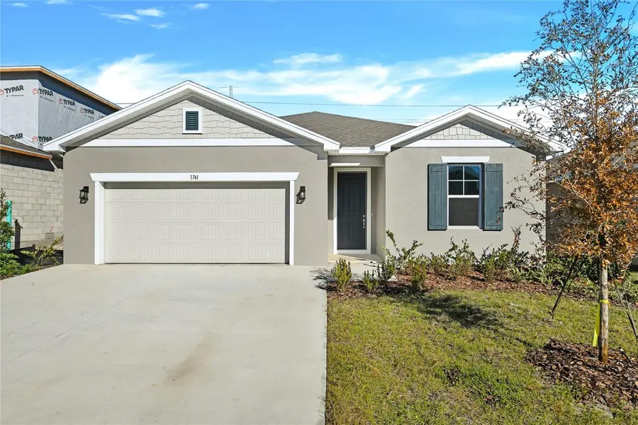 1741 CARNELIAN ST, Deland, FL 32720
