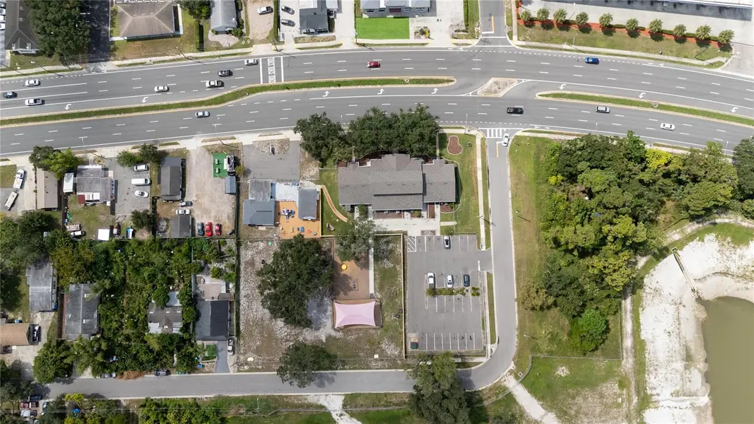 217 N KIRKMAN RD, Orlando, FL 32811