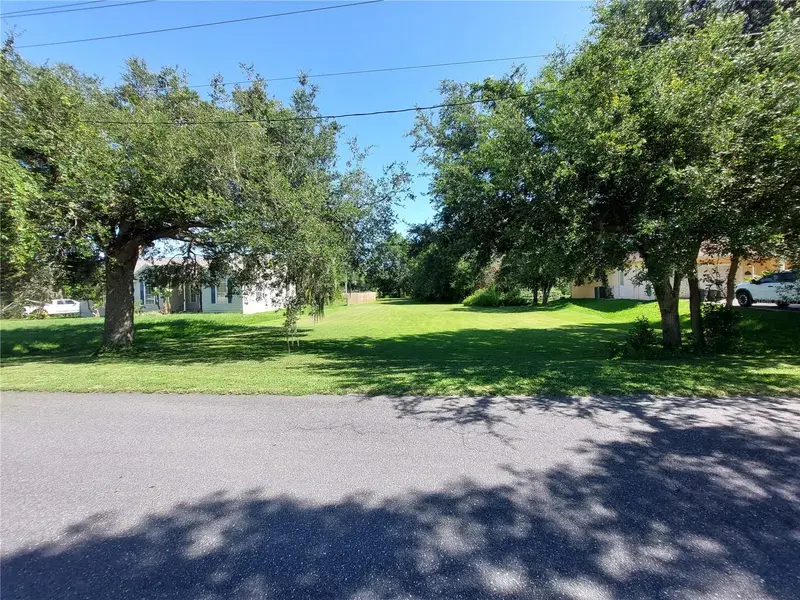 WALDO, Dade City, FL 33525