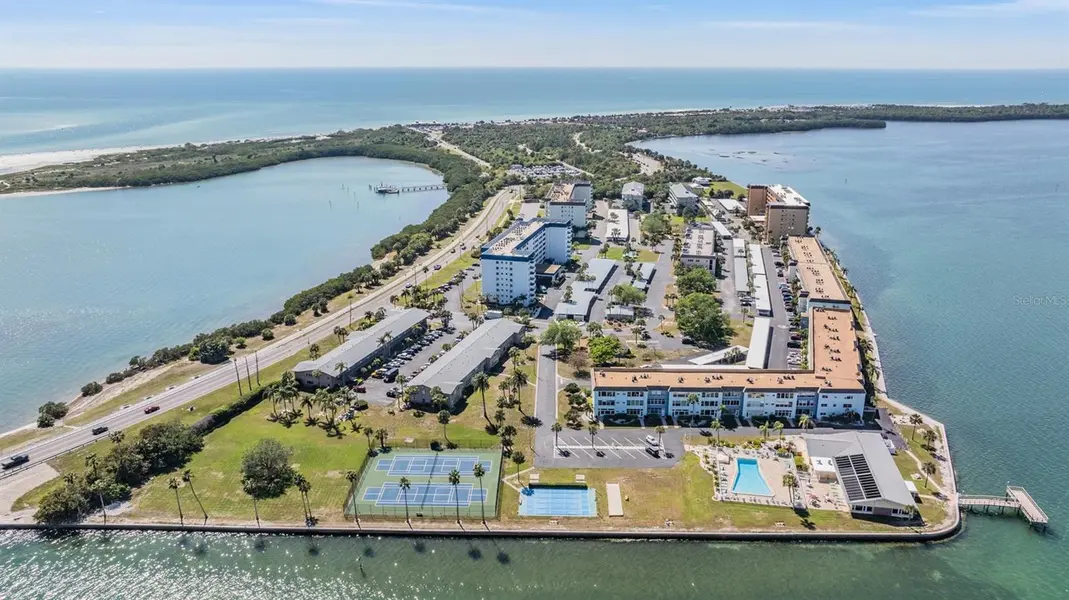 7 DUNOON PL #304, Dunedin, FL 34698