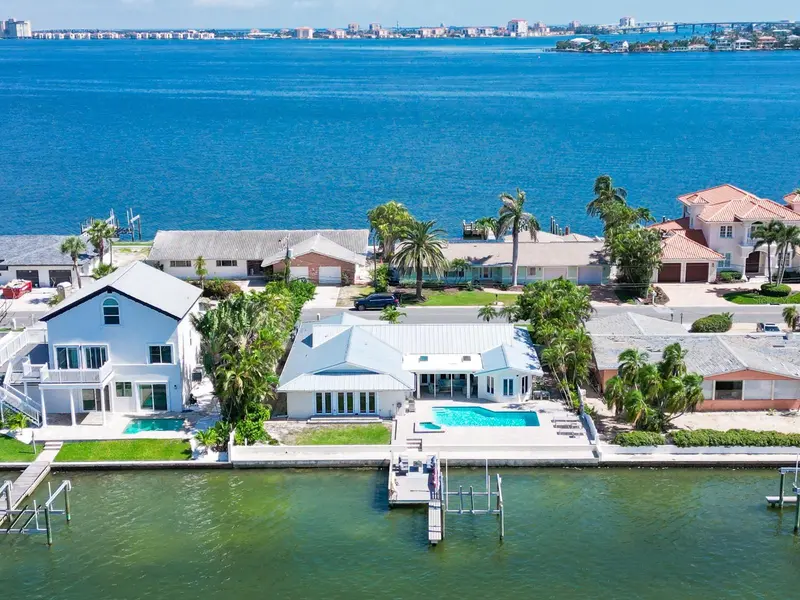 509 55TH AVE, St Pete Beach, FL 33706