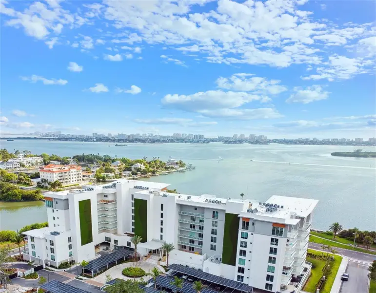 1020 SUNSET POINT RD #103, Clearwater, FL 33755