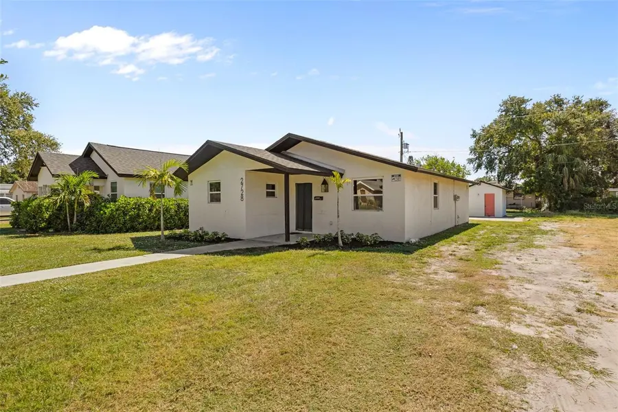 2722 14TH AVE S, St Petersburg, FL 33712