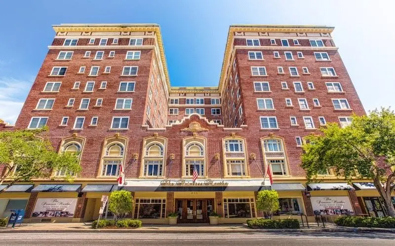 411 1ST AVE N #307, St Petersburg, FL 33701