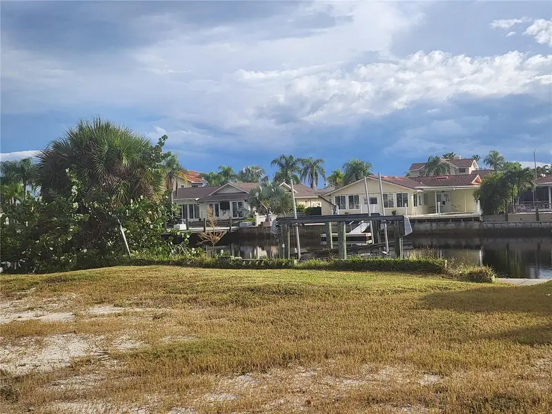 3532 FLORAMAR TER, New Port Richey, FL 34652