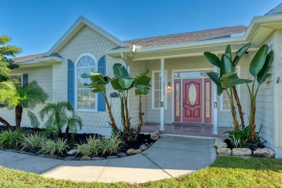 37015 WALDO DR, Dade City, FL 33525