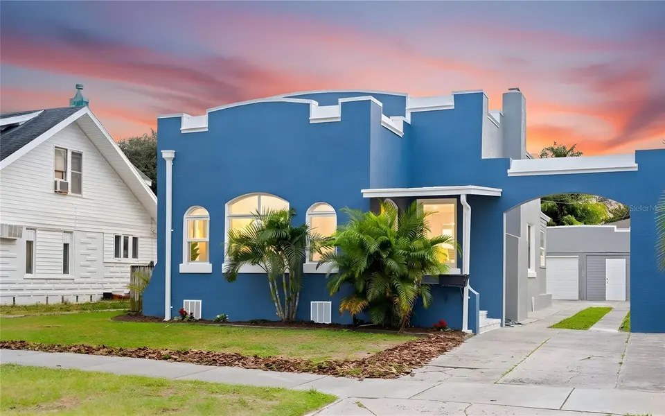 1120 17TH AVE N, St Petersburg, FL 33704