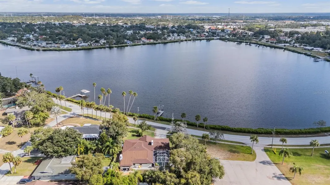 302 WHITCOMB BLVD, Tarpon Springs, FL 34689