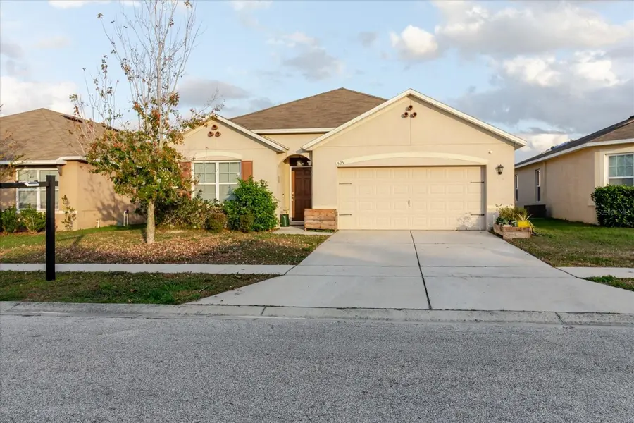 525 SQUIRES GROVE DR, Winter Haven, FL 33880