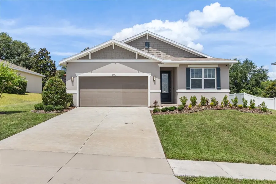 2536 AUTUMN STREAM DR, Leesburg, FL 34748