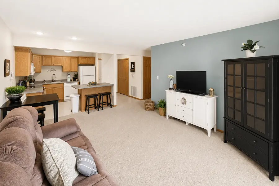 875 Bahls DR #107, Hastings, MN 55033