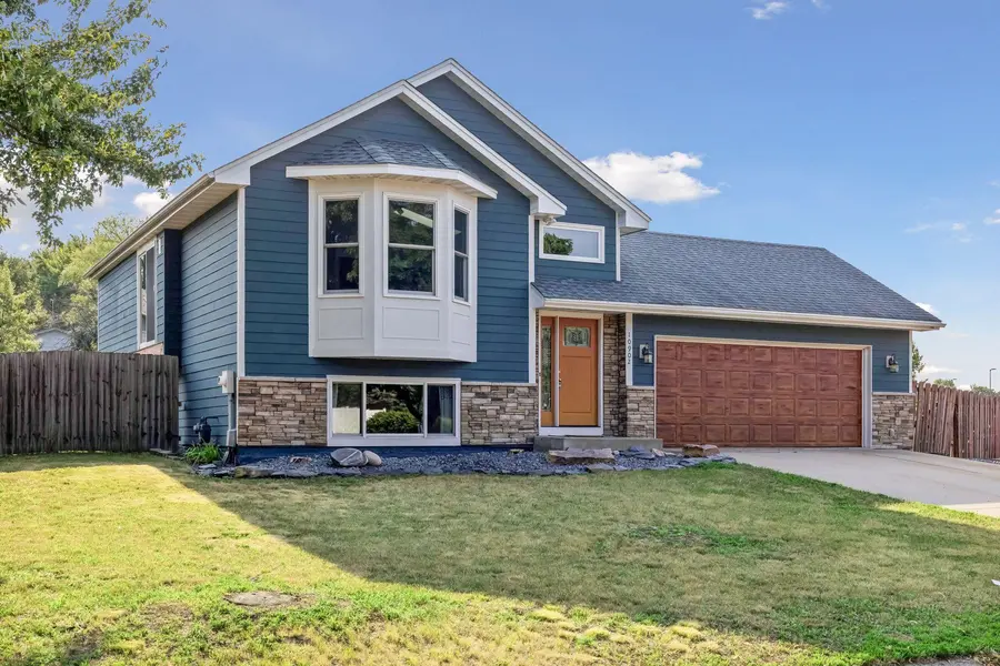 10902 Idaho AVE N, Champlin, MN 55316