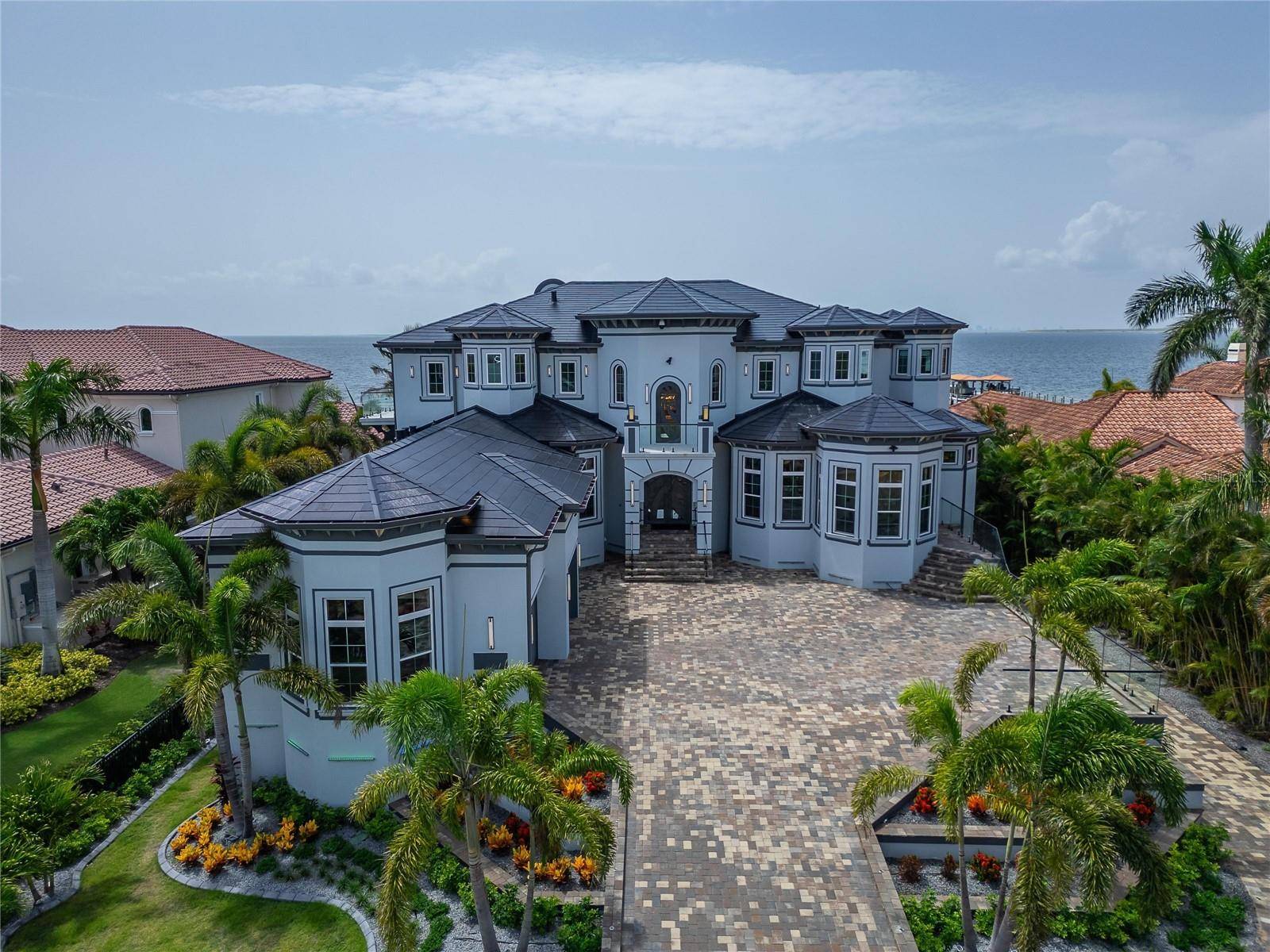 6526 SURFSIDE BLVD, Apollo Beach, FL 33572