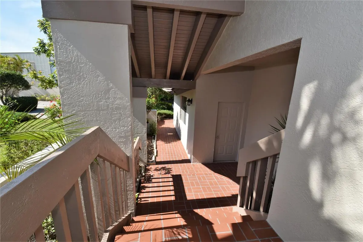 1631 STARLING DR #204, Sarasota, FL 34231