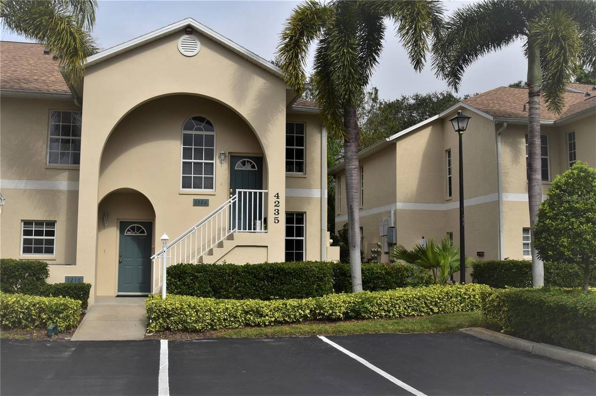 4235 CASTLEBRIDGE LN #1216, Sarasota, FL 34238