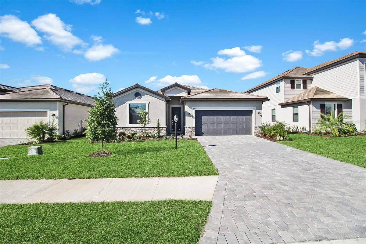 5236 BLUE CRUSH ST, Bradenton, FL 34211