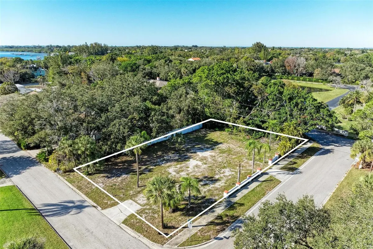 210 77TH ST NW, Bradenton, FL 34209
