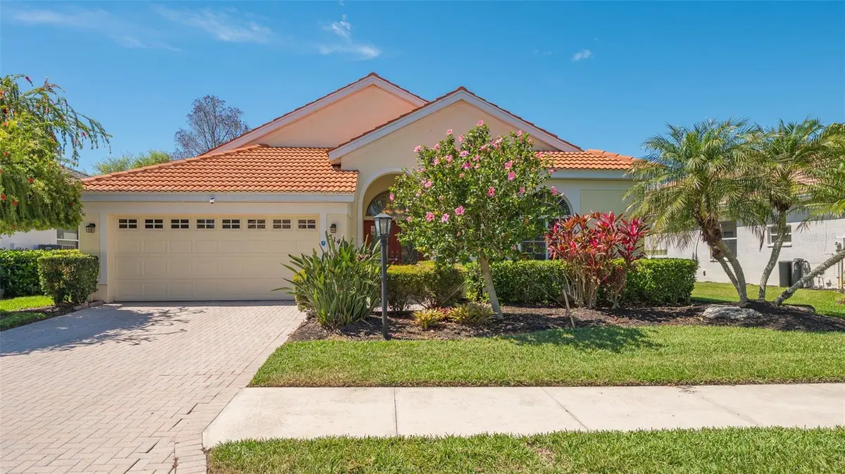 5141 FLAGSTONE DR, Sarasota, FL 34238