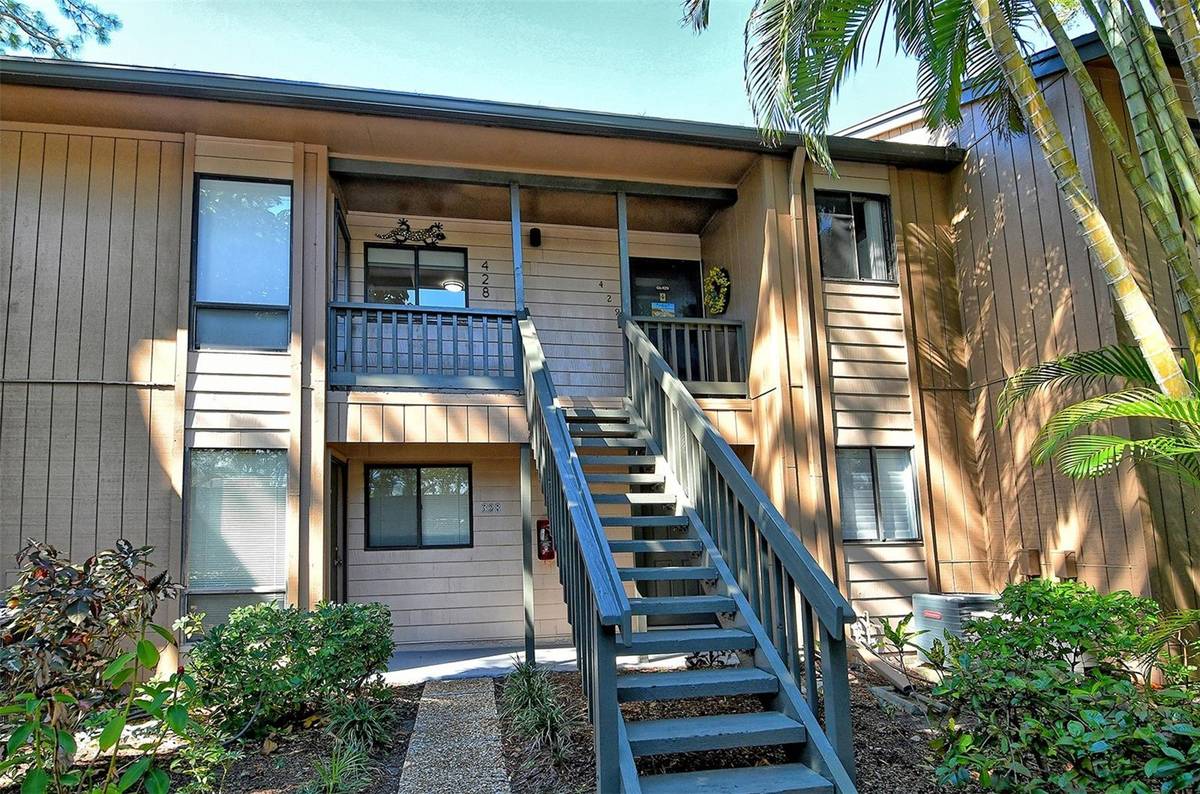 1720 GLENHOUSE DR #GL429, Sarasota, FL 34231
