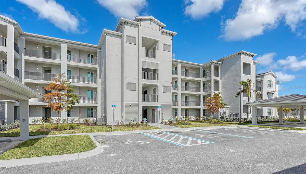 12140 WELLEN GOLF ST #203, Venice, FL 34293