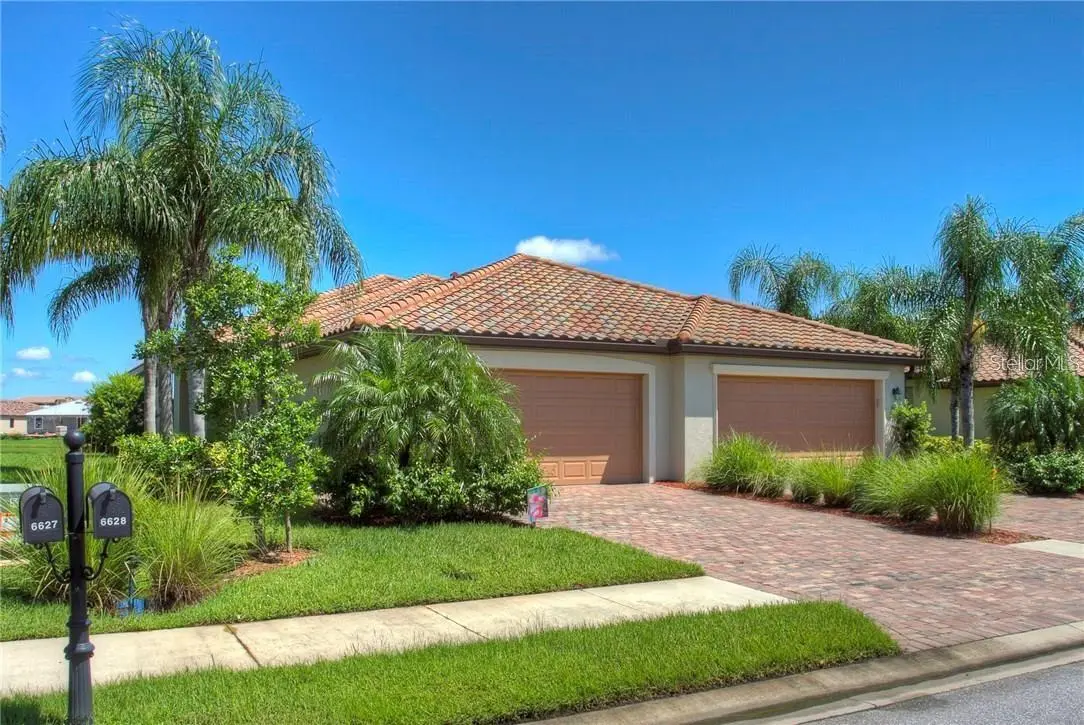6627 CANDLESTICK DR, Bradenton, FL 34212