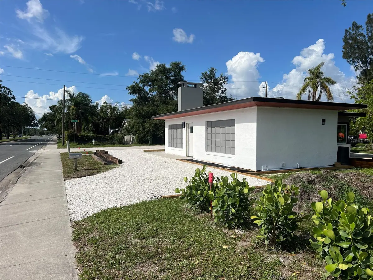 4122 N LOCKWOOD RIDGE RD, Sarasota, FL 34234