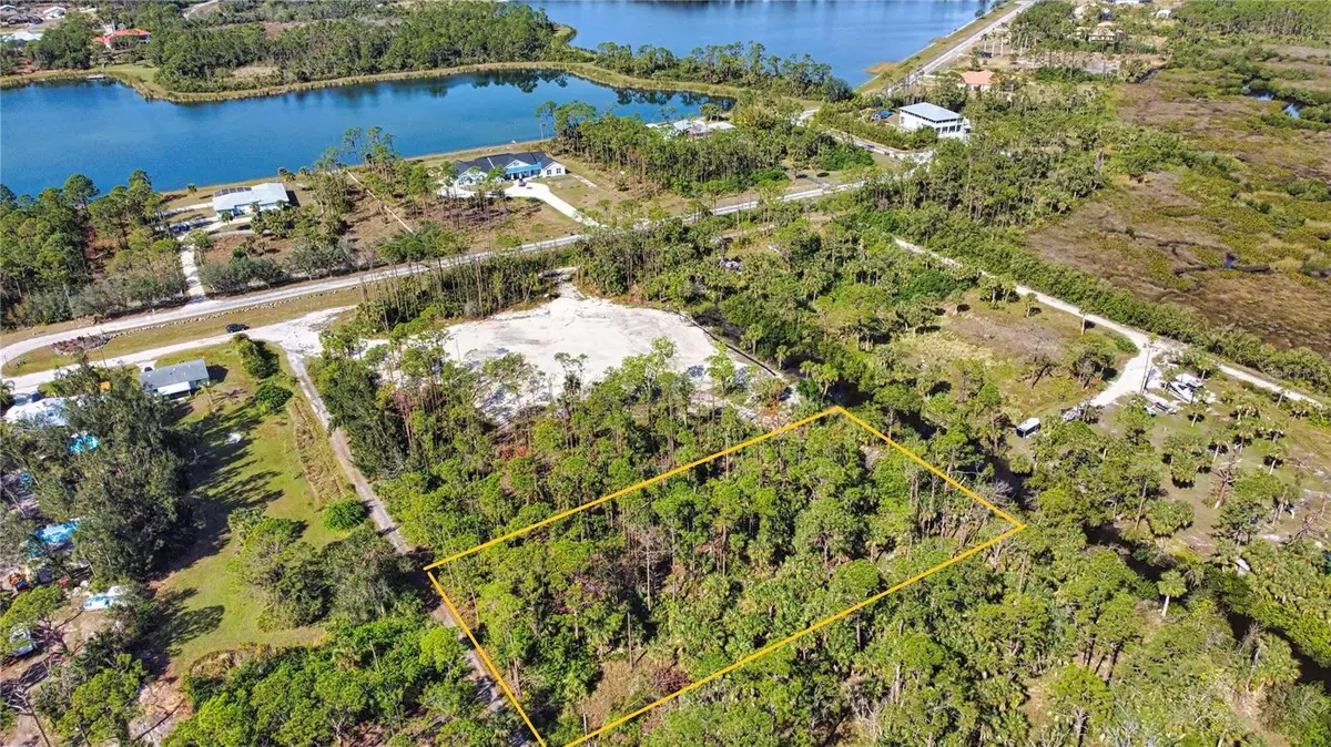 9051 CALOOSA DR, Venice, FL 34293
