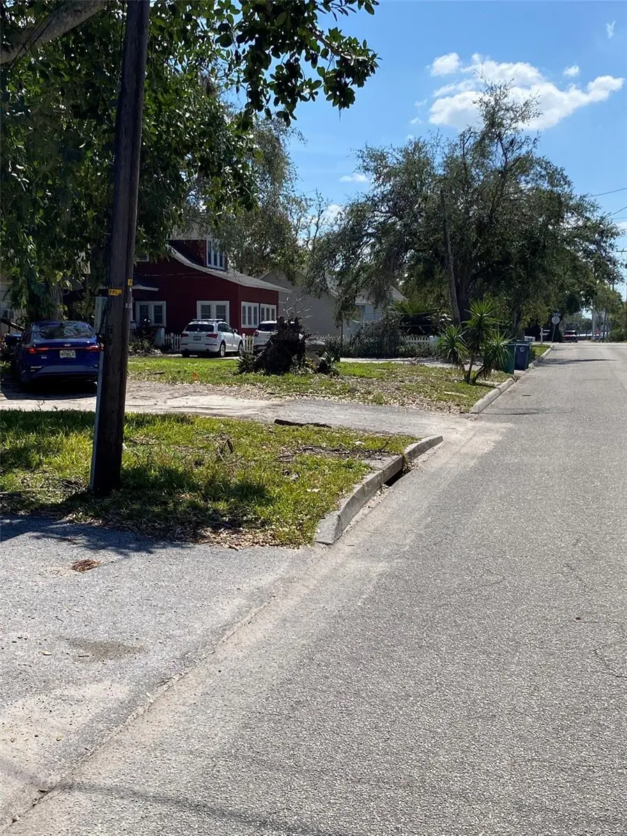 518 7TH AVE W, Palmetto, FL 34221
