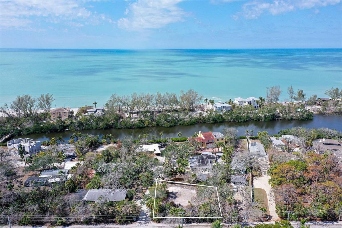 8504 HERON LAGOON CIR, Sarasota, FL 34242