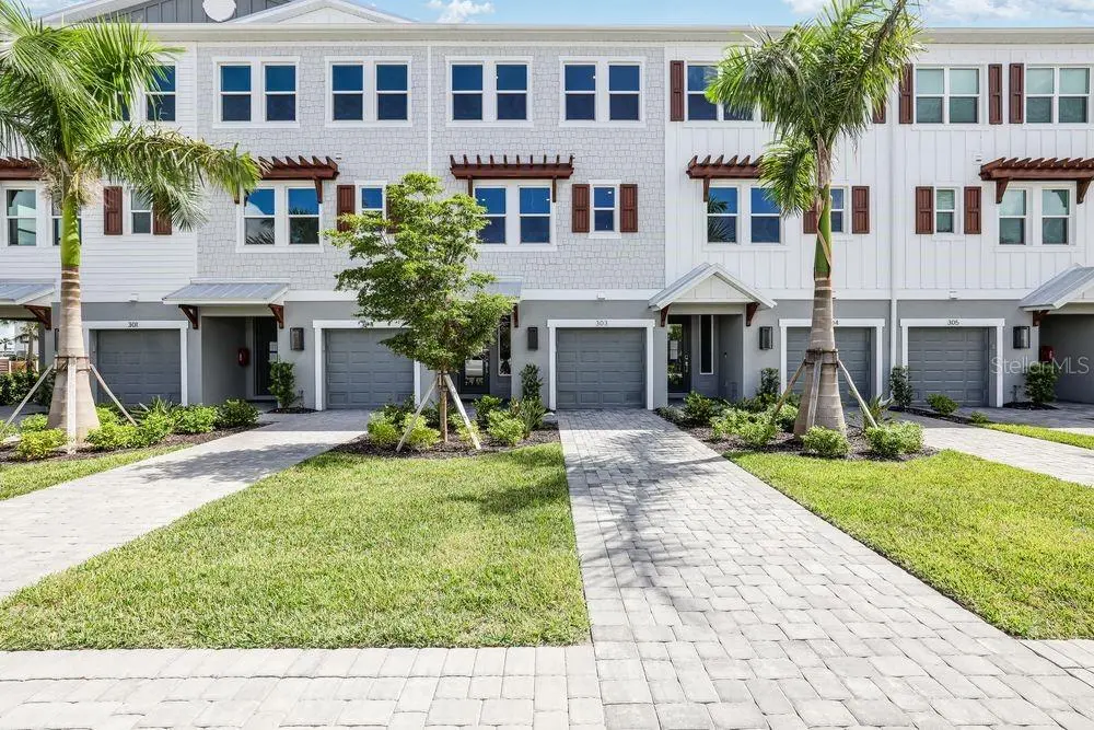 1623 SEA HAVEN DR #303, Punta Gorda, FL 33950