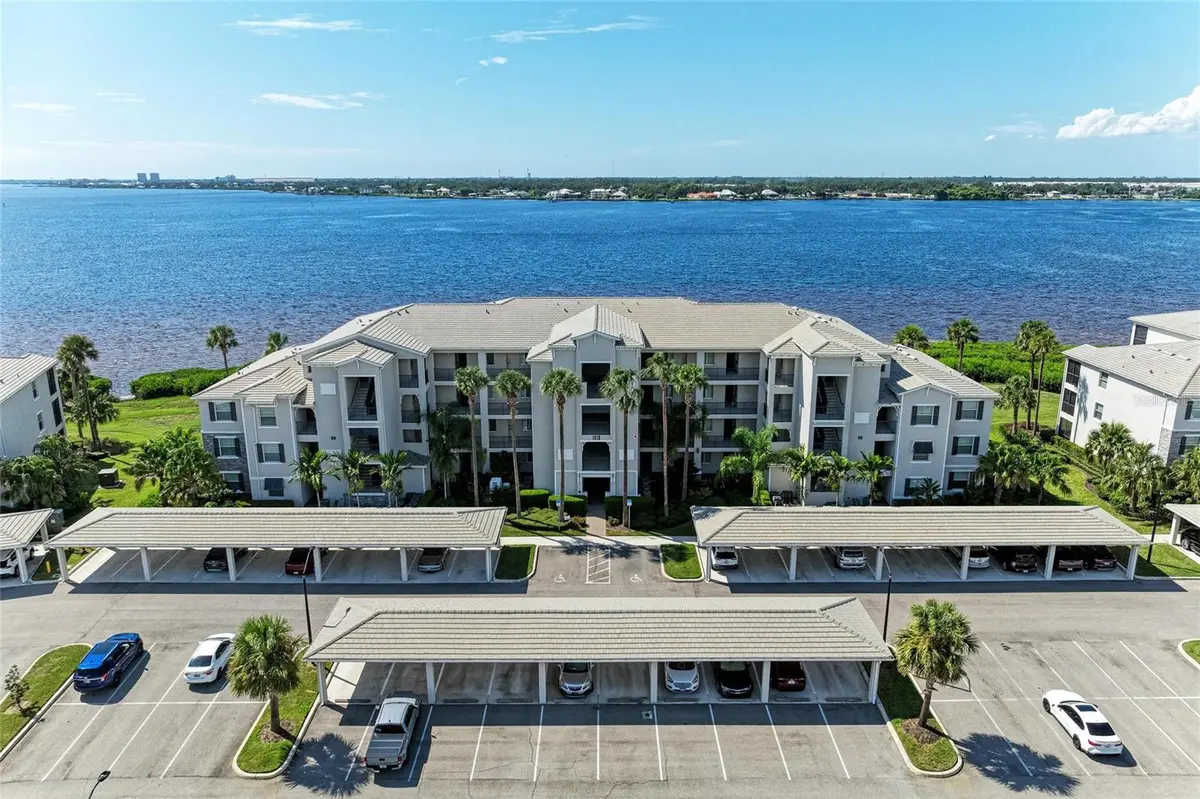1010 TIDEWATER SHORES LOOP #304, Bradenton, FL 34208