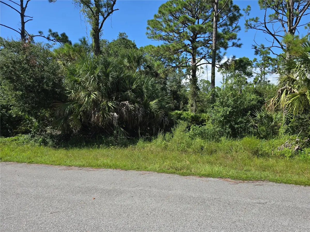 14506 CAROUSEL LN, Port Charlotte, FL 33953