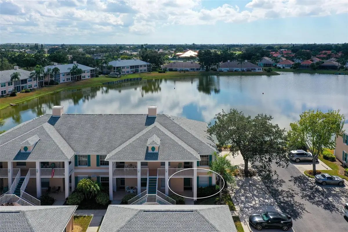4207 CADDIE DR E #104, Bradenton, FL 34203